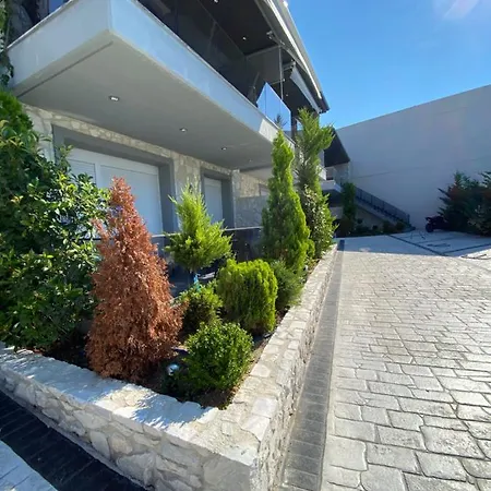 Apartment Lavish Hanioti