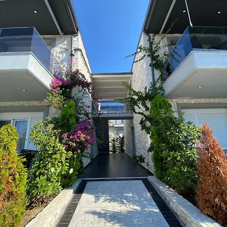 Lavish Apartment Hanioti